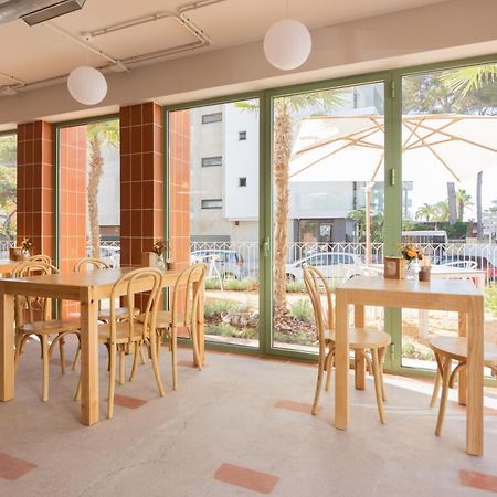 Terra Aurea Aparthotel 萨洛 外观 照片
