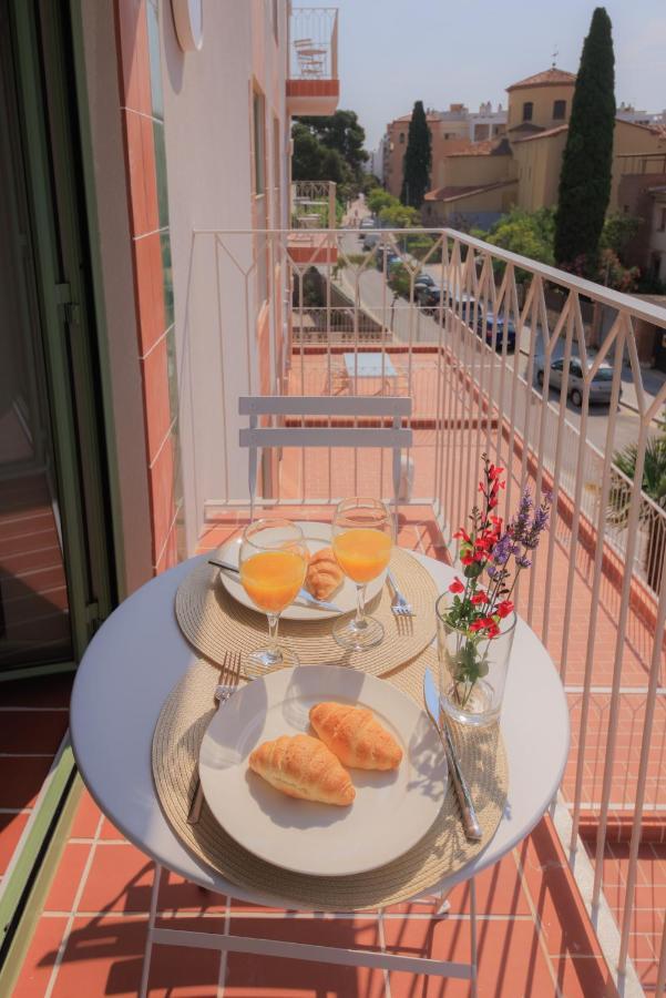 Terra Aurea Aparthotel 萨洛 外观 照片