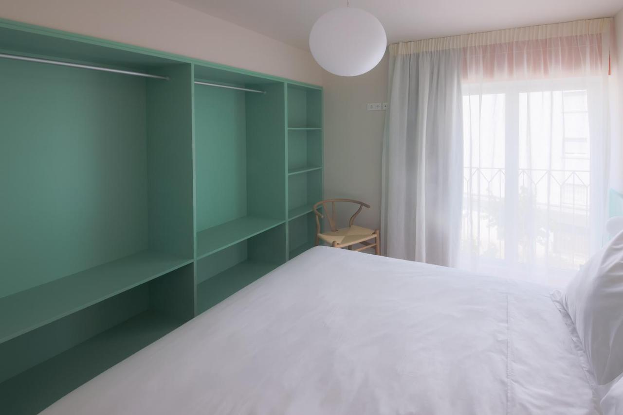 Terra Aurea Aparthotel 萨洛 外观 照片