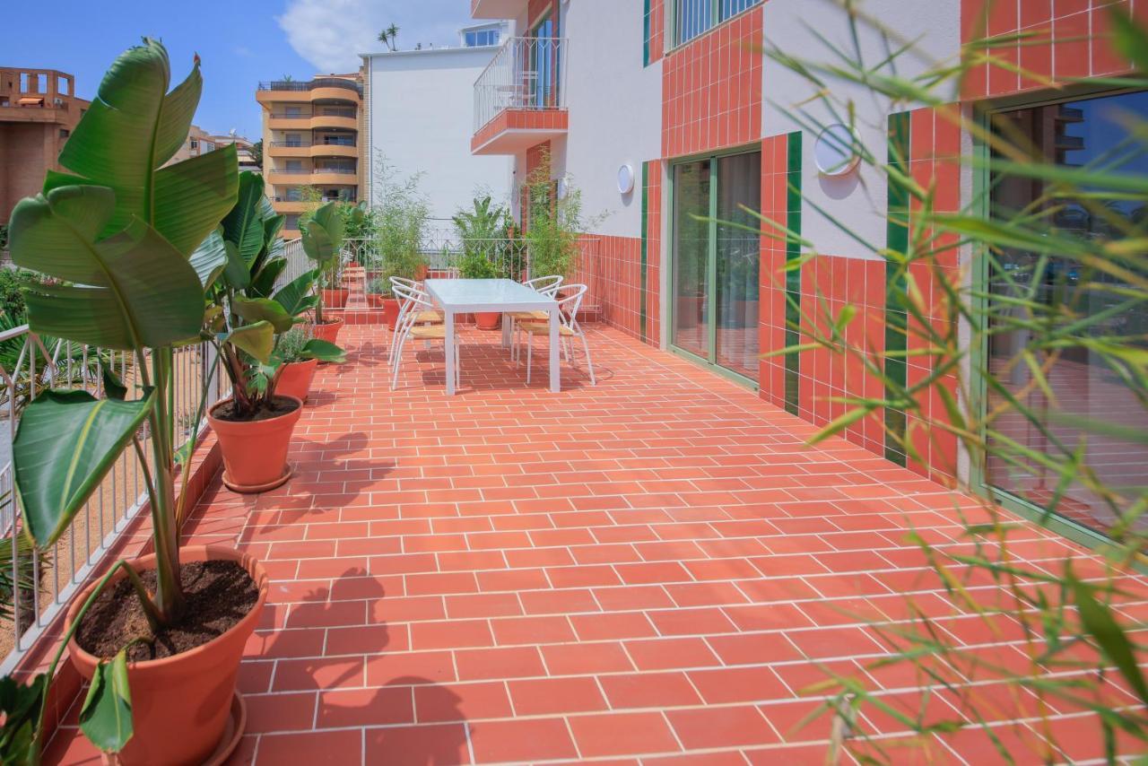 Terra Aurea Aparthotel 萨洛 外观 照片