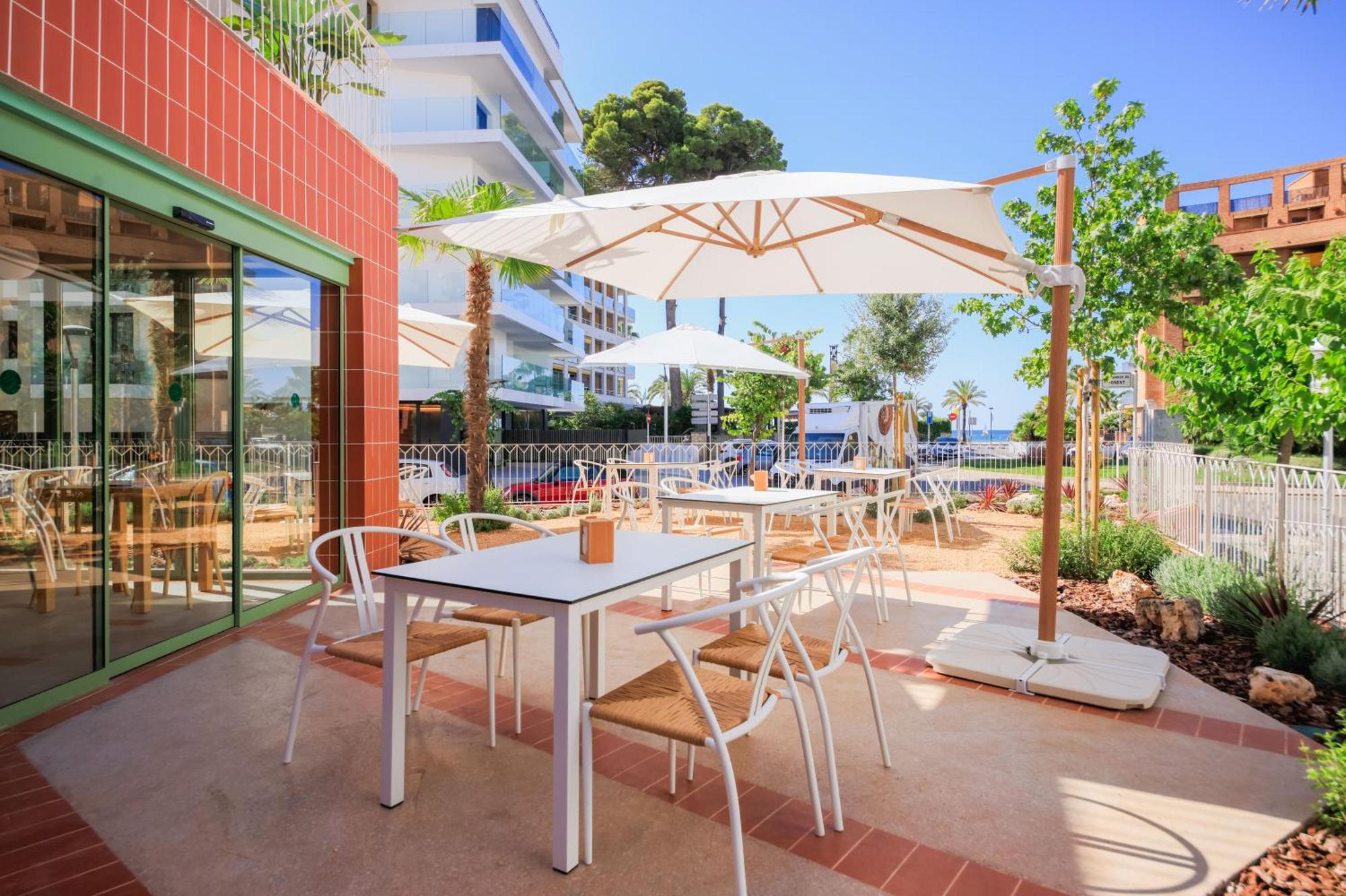 Terra Aurea Aparthotel 萨洛 外观 照片