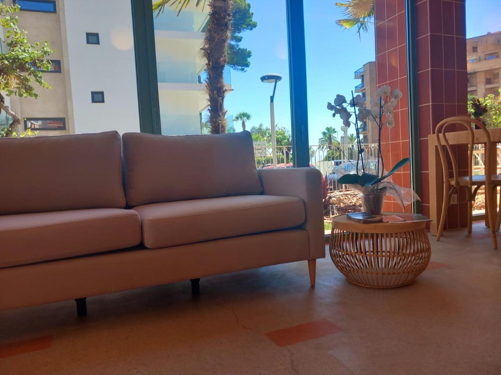 Terra Aurea Aparthotel 萨洛 外观 照片